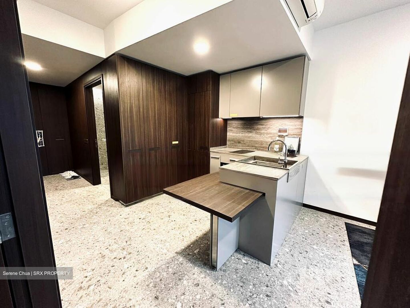 One Pearl Bank (D3), Apartment #520838791